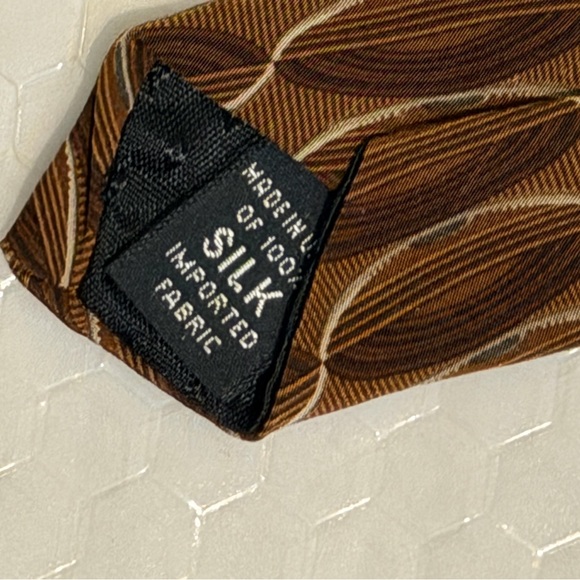 Pierre Cardin and Bill Blass Men's Tie Set - Gray, Gold, Brown - Picture 7 of 17